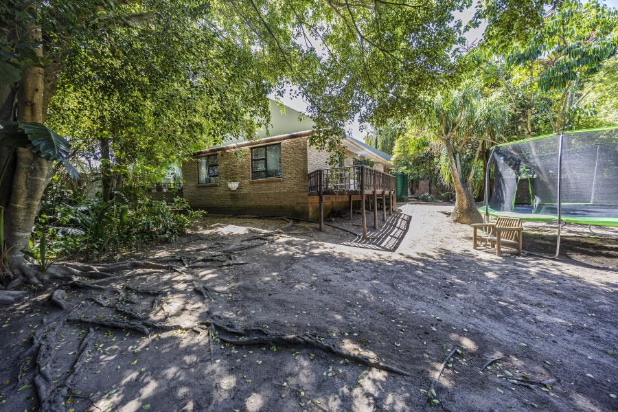 4 Bedroom Property for Sale in Nahoon Valley Park Eastern Cape